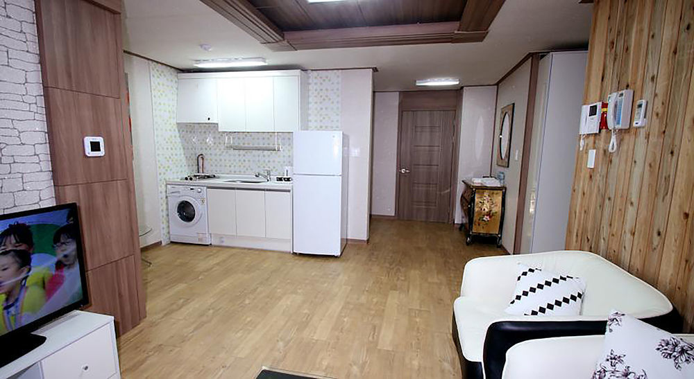 Hy Choi Hostel Seogwipo Bagian luar foto
